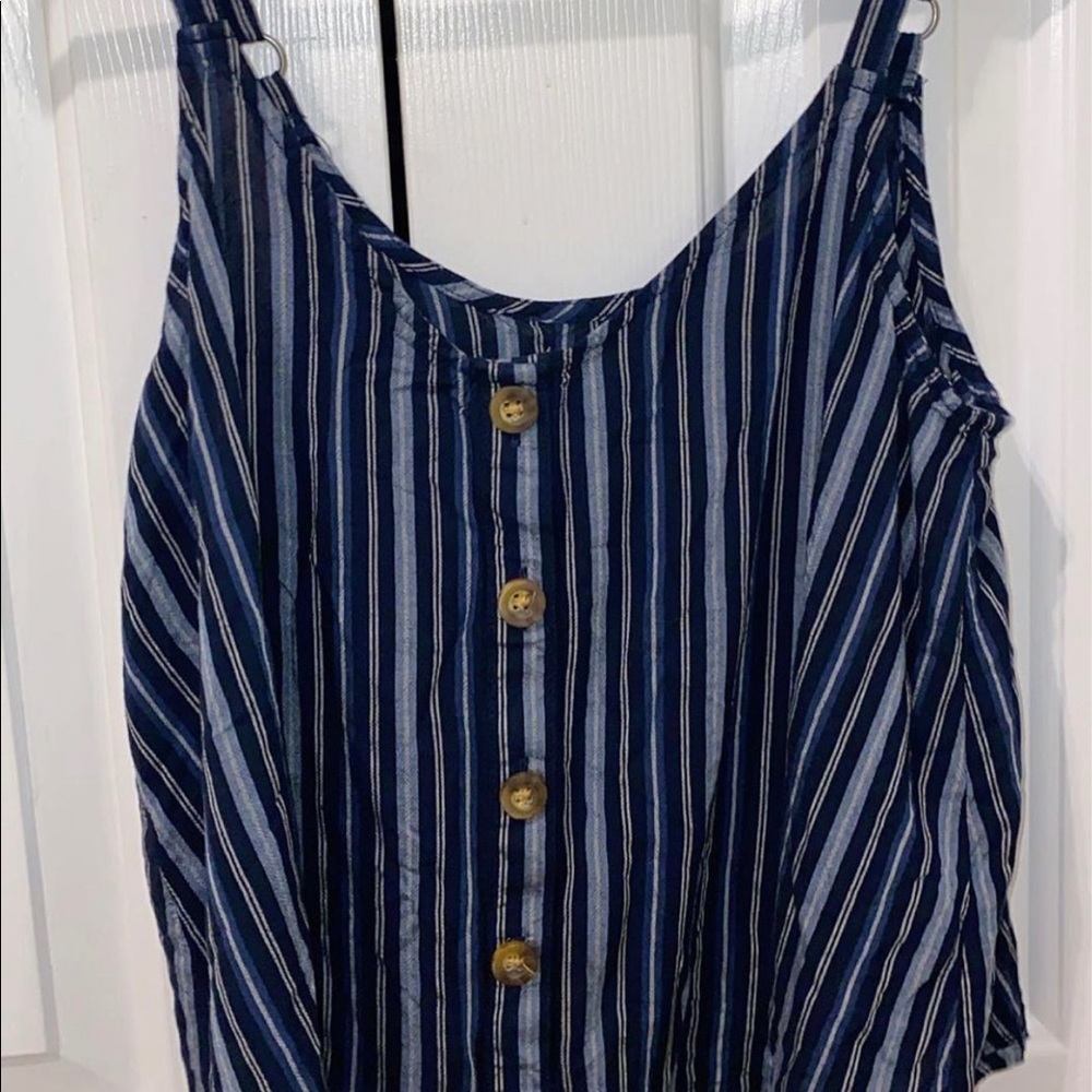 Flowy  Holister tank top!